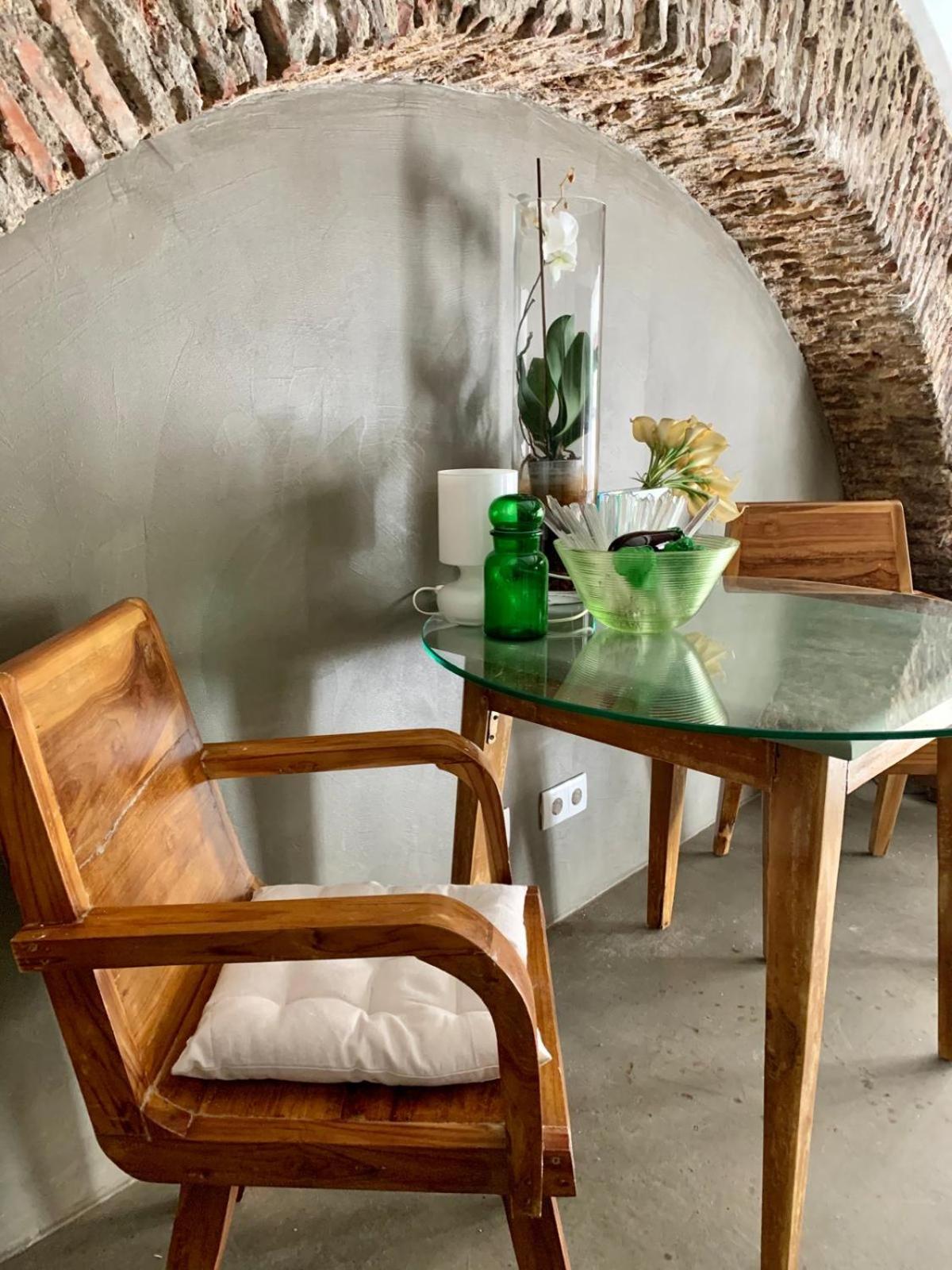 Old Stables Chiado - 2 Bedroom In The Heart Of Lisboa Εξωτερικό φωτογραφία