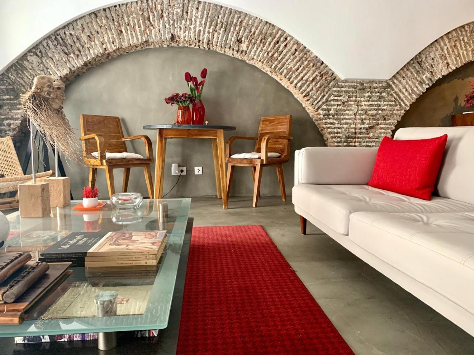 Old Stables Chiado - 2 Bedroom In The Heart Of Lisboa Εξωτερικό φωτογραφία