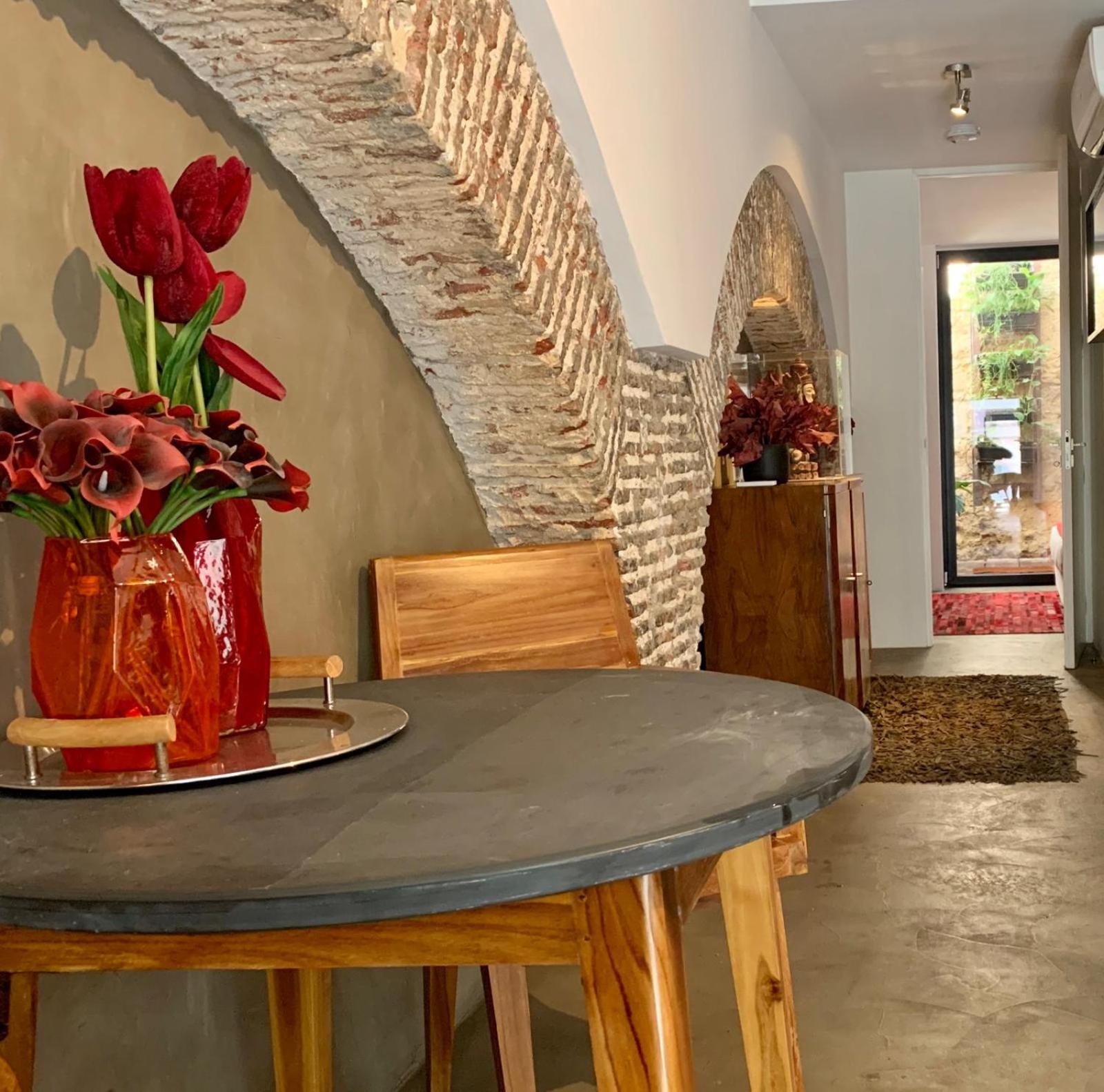 Old Stables Chiado - 2 Bedroom In The Heart Of Lisboa Εξωτερικό φωτογραφία